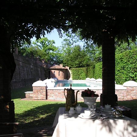 Castello Di Gabiano Villa Bagian luar foto