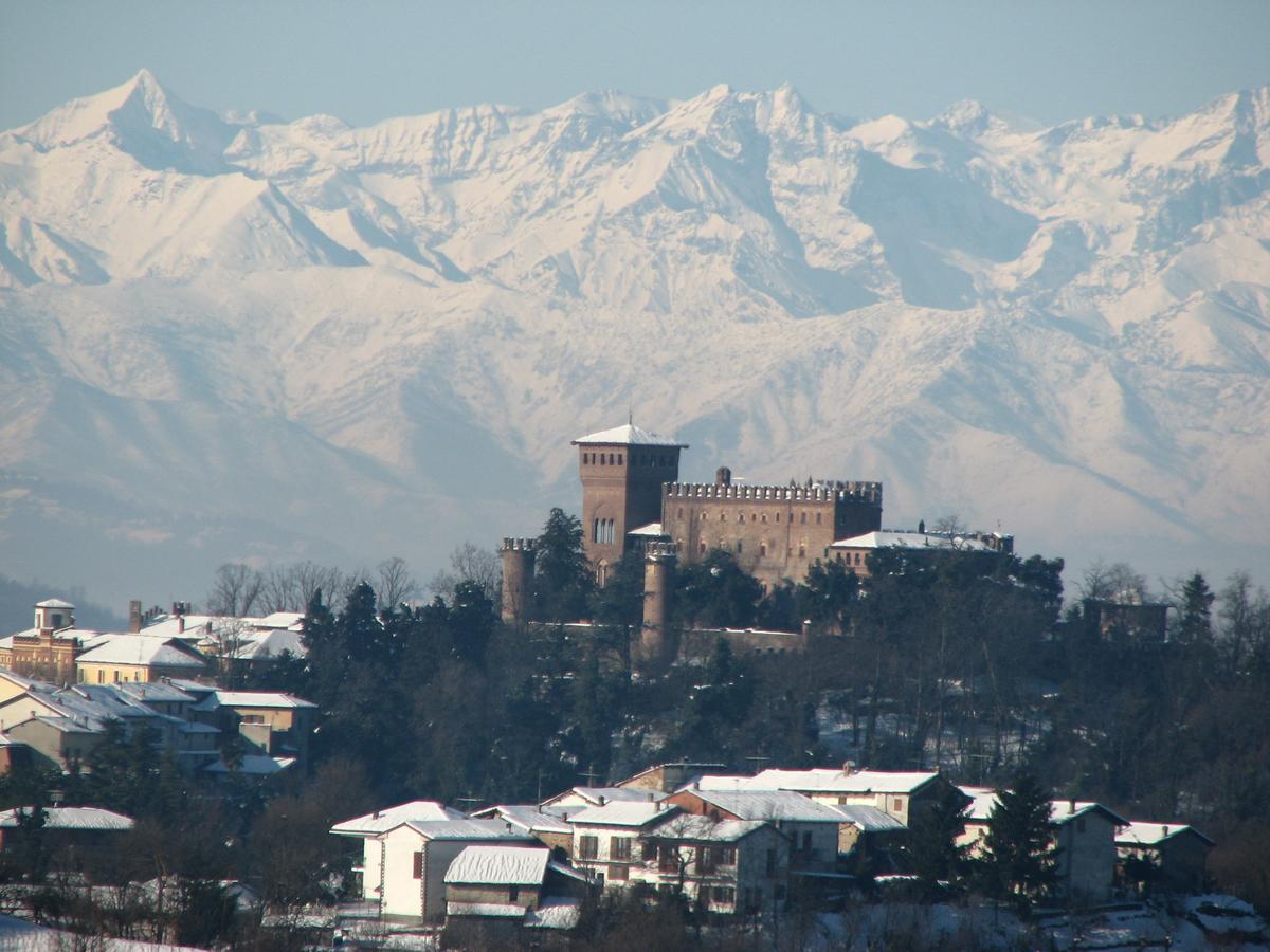 Castello Di Gabiano Villa Bagian luar foto